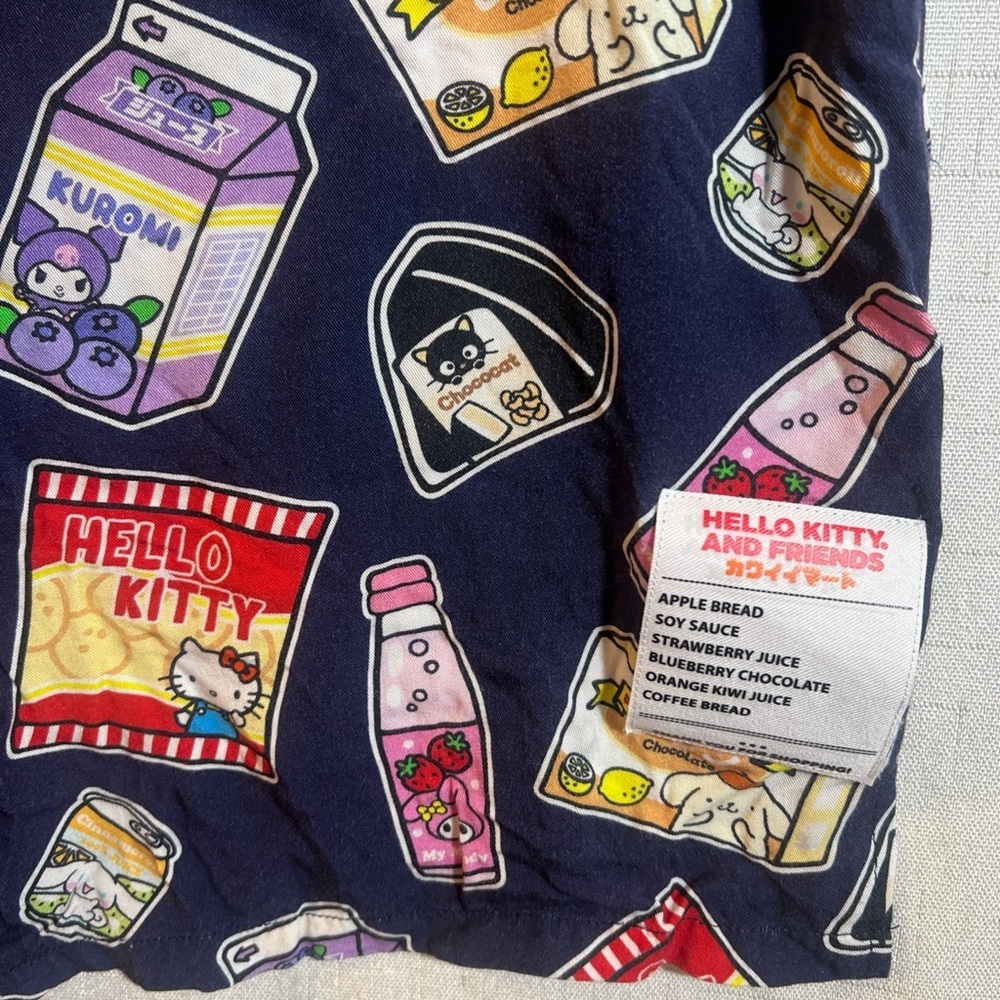 Sanrio Hello Kitty & Friends Kawaii Mart Button Up Shirt Large - Picture 7 of 10